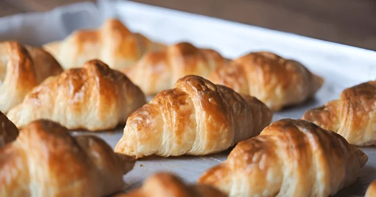 crescent roll breakfast